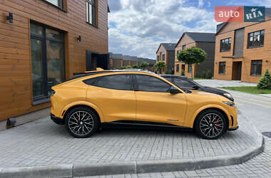 Внедорожник / Кроссовер Ford Mustang Mach-E 2021 в 