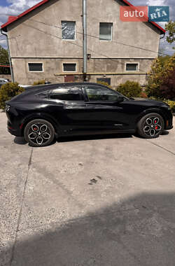 Внедорожник / Кроссовер Ford Mustang Mach-E 2023 в 