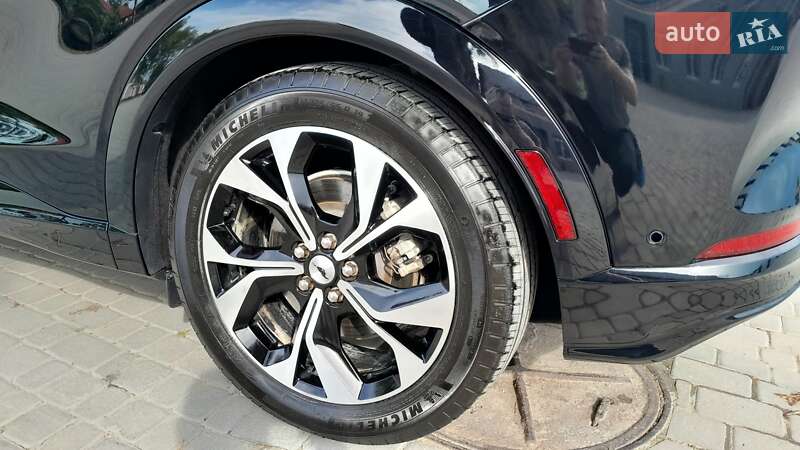 Внедорожник / Кроссовер Ford Mustang Mach-E 2022 в Хмельницком