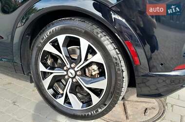 Позашляховик / Кросовер Ford Mustang Mach-E 2022 в 