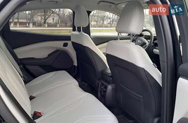 Позашляховик / Кросовер Ford Mustang Mach-E 2022 в 