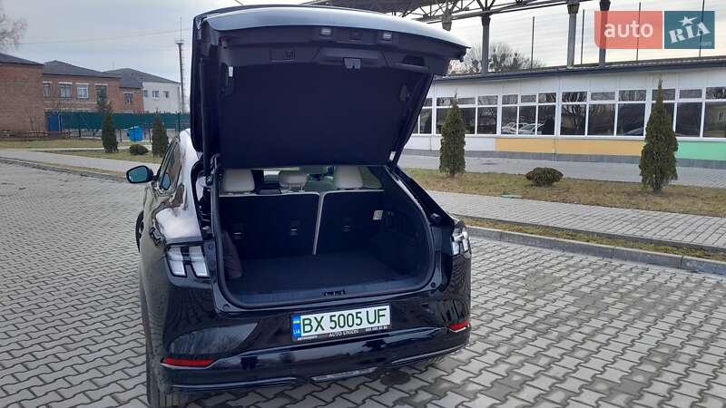 Внедорожник / Кроссовер Ford Mustang Mach-E 2022 в Хмельницком