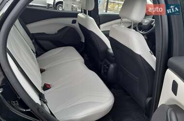 Внедорожник / Кроссовер Ford Mustang Mach-E 2022 в 