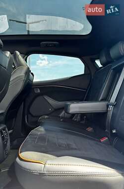 Внедорожник / Кроссовер Ford Mustang Mach-E 2021 в 