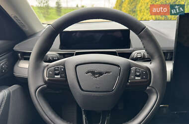 Внедорожник / Кроссовер Ford Mustang Mach-E 2022 в 