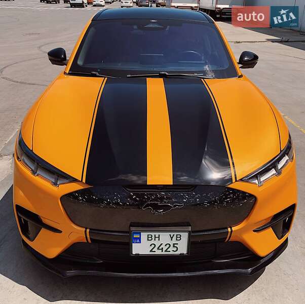 Внедорожник / Кроссовер Ford Mustang Mach-E 2021 в 