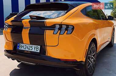 Внедорожник / Кроссовер Ford Mustang Mach-E 2021 в 