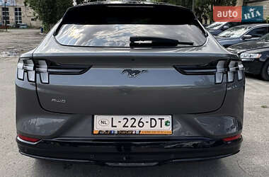 Внедорожник / Кроссовер Ford Mustang Mach-E 2021 в 