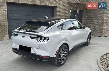 Внедорожник / Кроссовер Ford Mustang Mach-E 2022 в 