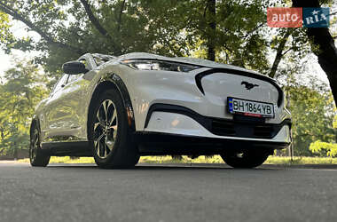 Внедорожник / Кроссовер Ford Mustang Mach-E 2021 в 