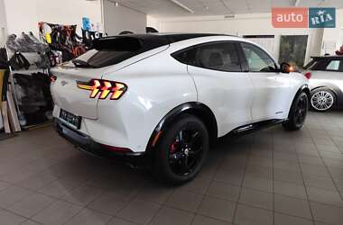 Внедорожник / Кроссовер Ford Mustang Mach-E 2023 в 