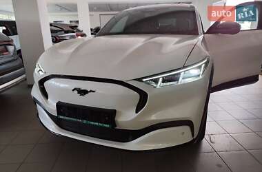 Внедорожник / Кроссовер Ford Mustang Mach-E 2023 в 