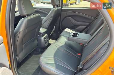 Позашляховик / Кросовер Ford Mustang Mach-E 2023 в 