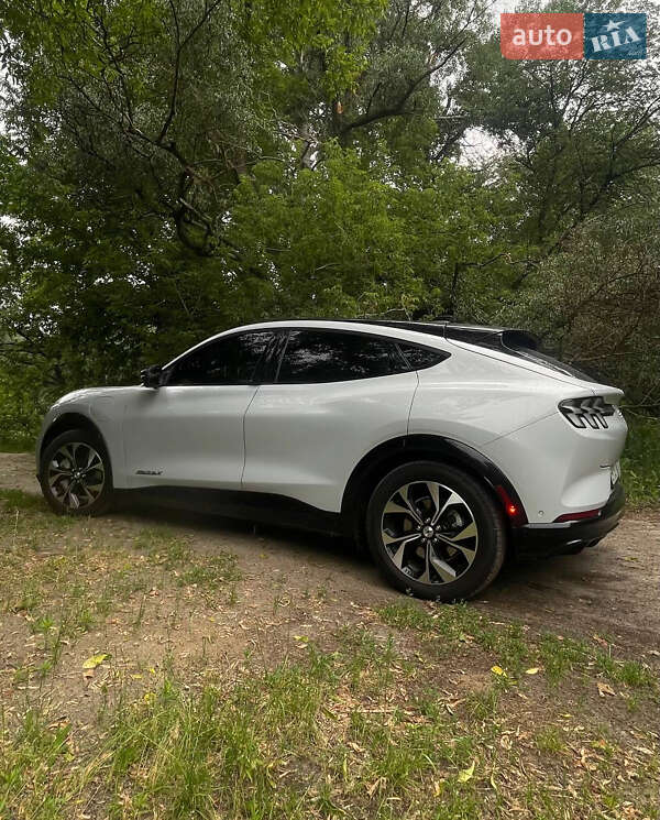 Позашляховик / Кросовер Ford Mustang Mach-E 2023 в Сумах