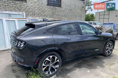 Внедорожник / Кроссовер Ford Mustang Mach-E 2022 в 