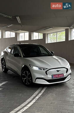 Внедорожник / Кроссовер Ford Mustang Mach-E 2021 в 
