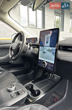 Внедорожник / Кроссовер Ford Mustang Mach-E 2021 в 