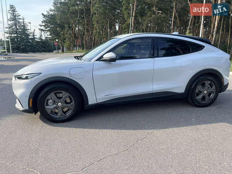 Позашляховик / Кросовер Ford Mustang Mach-E 2022 в Києві