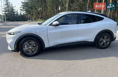 Позашляховик / Кросовер Ford Mustang Mach-E 2022 в 