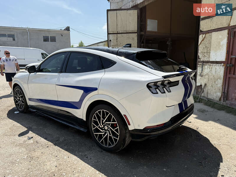 Внедорожник / Кроссовер Ford Mustang Mach-E 2023 в Тернополе фото 13 Внедорожник / Кроссовер Ford Mustang Mach-E 2023 в Тернополе