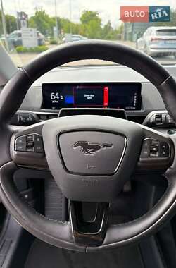 Внедорожник / Кроссовер Ford Mustang Mach-E 2021 в 