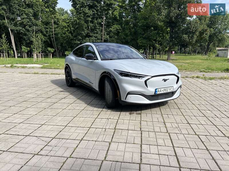 Внедорожник / Кроссовер Ford Mustang Mach-E 2023 в Киеве
