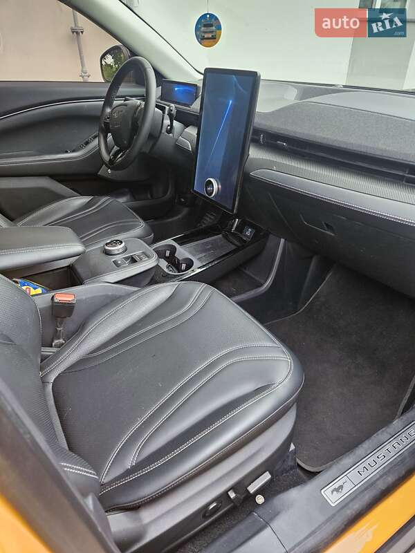 Внедорожник / Кроссовер Ford Mustang Mach-E 2022 в Остроге