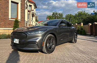 Внедорожник / Кроссовер Ford Mustang Mach-E 2021 в 