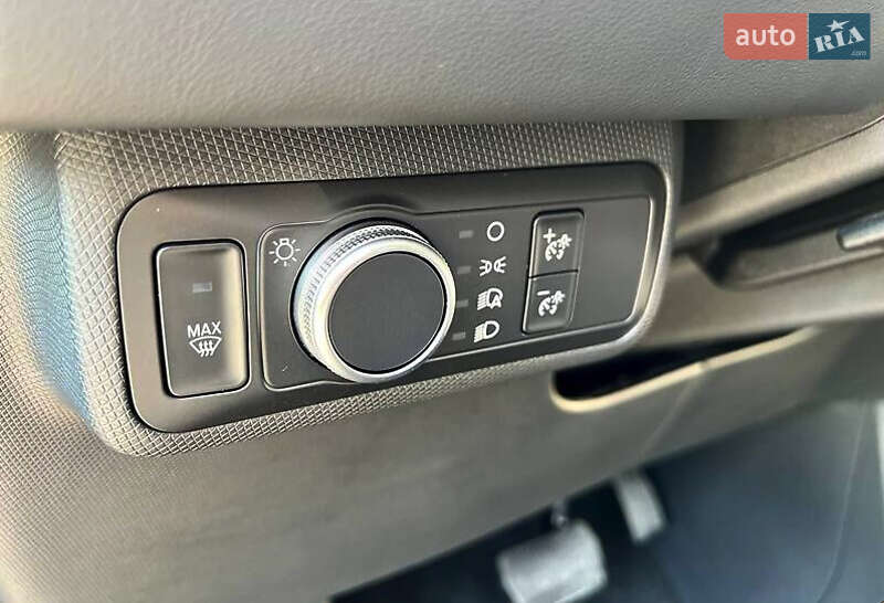 Позашляховик / Кросовер Ford Mustang Mach-E 2021 в Києві фото 14 Позашляховик / Кросовер Ford Mustang Mach-E 2021 в Києві