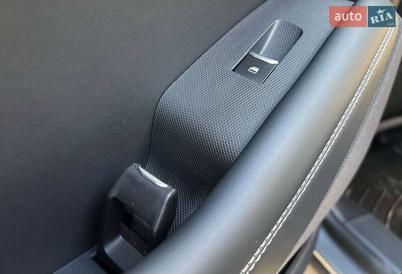 Позашляховик / Кросовер Ford Mustang Mach-E 2021 в Києві фото 18 Позашляховик / Кросовер Ford Mustang Mach-E 2021 в Києві