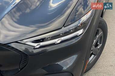 Внедорожник / Кроссовер Ford Mustang Mach-E 2021 в 