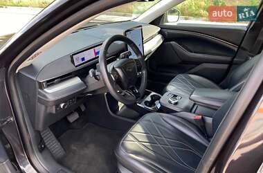 Внедорожник / Кроссовер Ford Mustang Mach-E 2021 в 