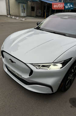Внедорожник / Кроссовер Ford Mustang Mach-E 2021 в 