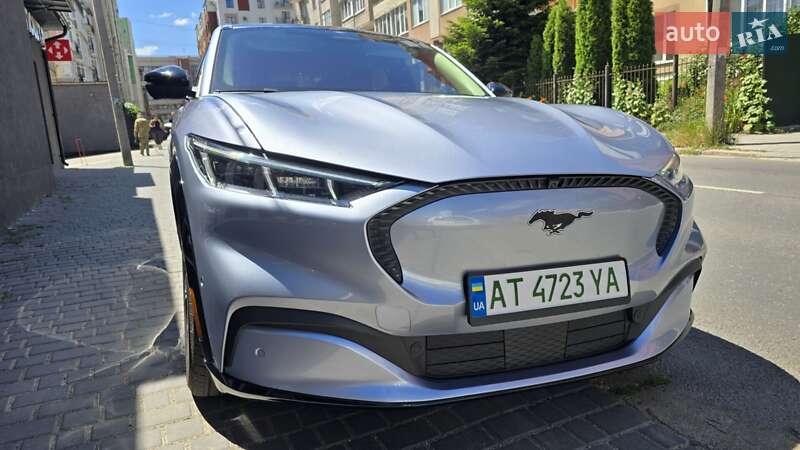 Позашляховик / Кросовер Ford Mustang Mach-E 2022 в Івано-Франківську