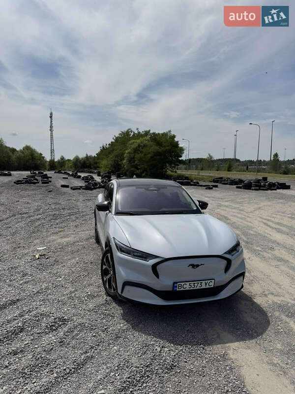 Позашляховик / Кросовер Ford Mustang Mach-E 2023 в 