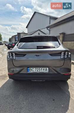 Внедорожник / Кроссовер Ford Mustang Mach-E 2021 в 