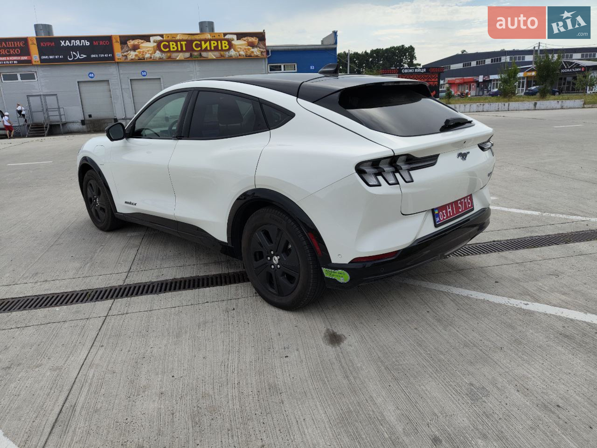 2021 Ford Mustang Mach-E - мініатюра 3