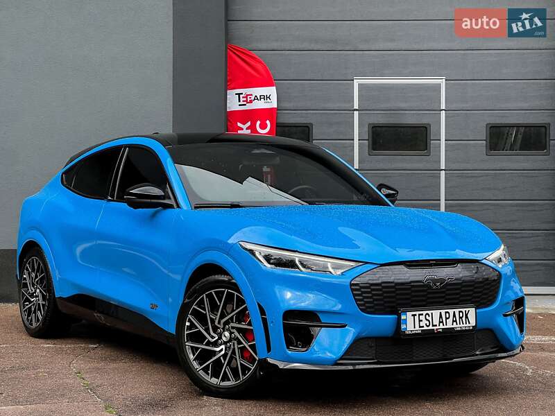 Позашляховик / Кросовер Ford Mustang Mach-E 2022 в 