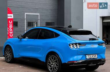 Позашляховик / Кросовер Ford Mustang Mach-E 2022 в 