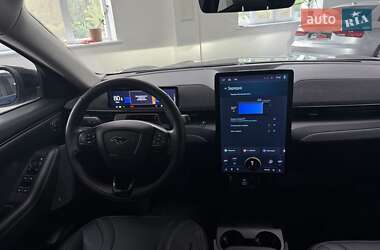 Внедорожник / Кроссовер Ford Mustang Mach-E 2021 в 