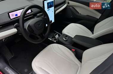 Внедорожник / Кроссовер Ford Mustang Mach-E 2021 в 