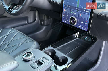 Внедорожник / Кроссовер Ford Mustang Mach-E 2021 в 