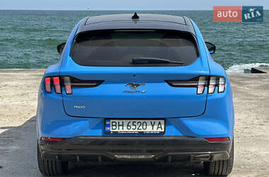 Внедорожник / Кроссовер Ford Mustang Mach-E 2022 в 