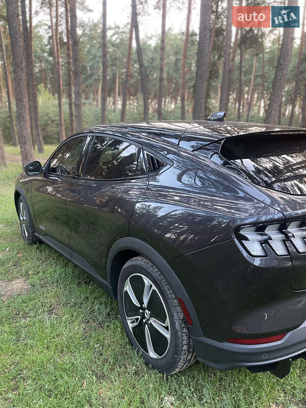 Внедорожник / Кроссовер Ford Mustang Mach-E 2022 в Сумах