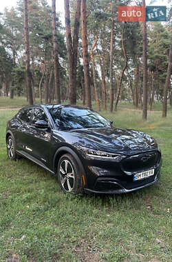 Внедорожник / Кроссовер Ford Mustang Mach-E 2022 в 