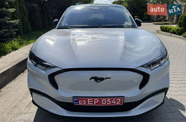 Позашляховик / Кросовер Ford Mustang Mach-E 2023 в 