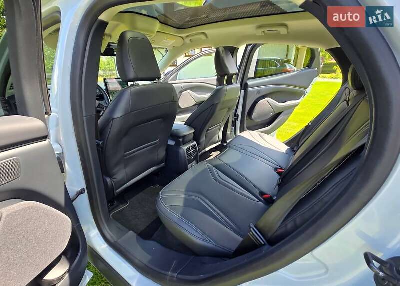 Внедорожник / Кроссовер Ford Mustang Mach-E 2021 в Городке