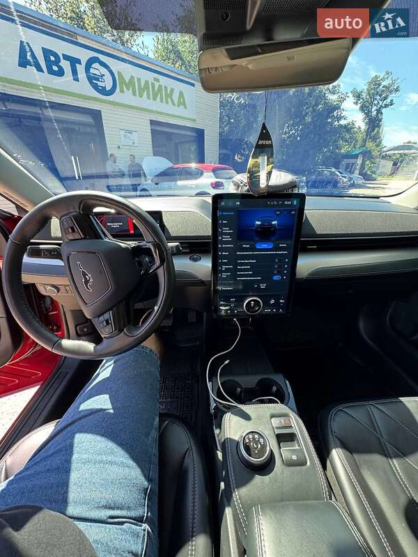 Позашляховик / Кросовер Ford Mustang Mach-E 2021 в Дніпрі
