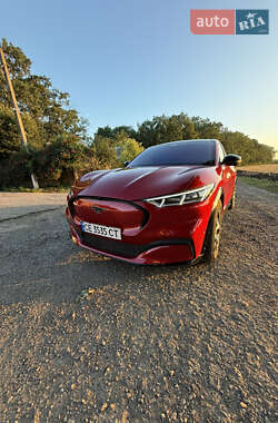 Внедорожник / Кроссовер Ford Mustang Mach-E 2021 в 