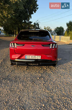 Внедорожник / Кроссовер Ford Mustang Mach-E 2021 в 